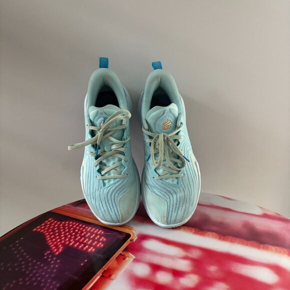 Under Armour Curry 12's Pisces - Picture 3 of 5